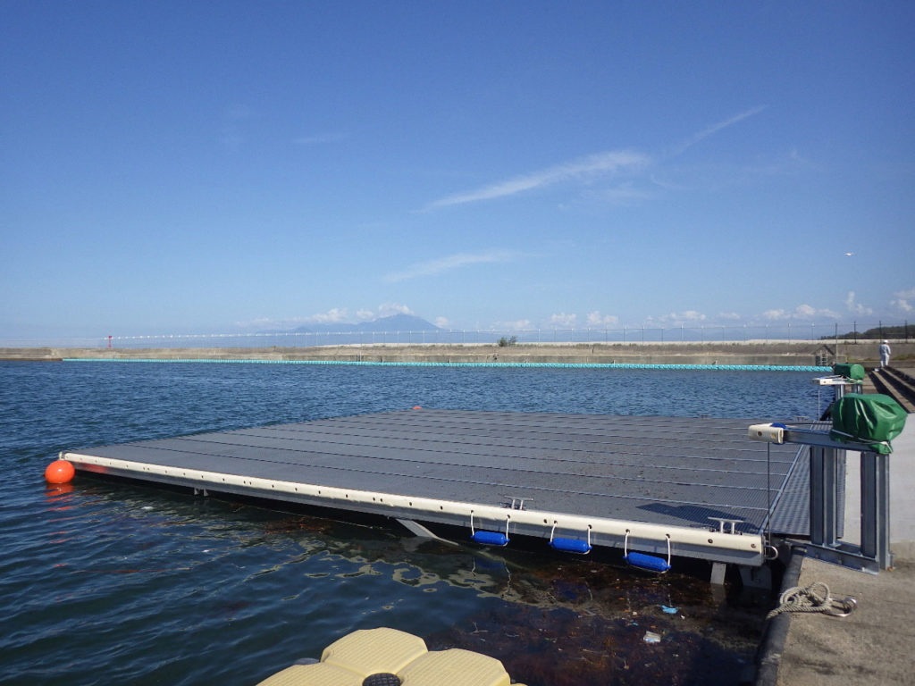 アルミ製浮桟橋(SYSTEM’92) | 製品紹介 | ゼニヤ海洋サービス株式会社